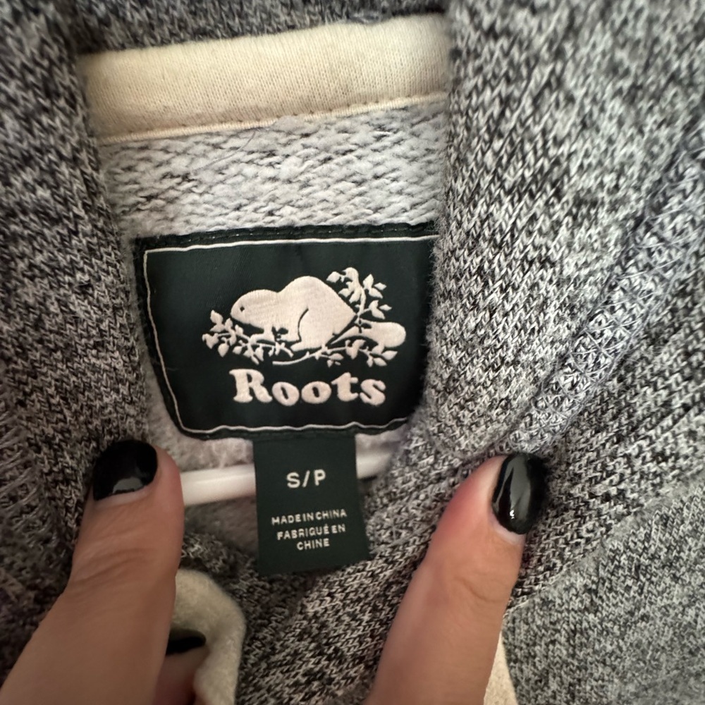 Roots Heathered Gray Hoodie - Picture 4 of 4
